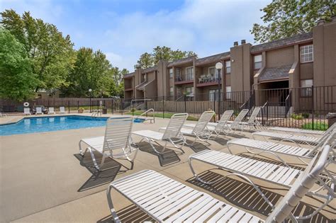fiesta townhomes for rent.